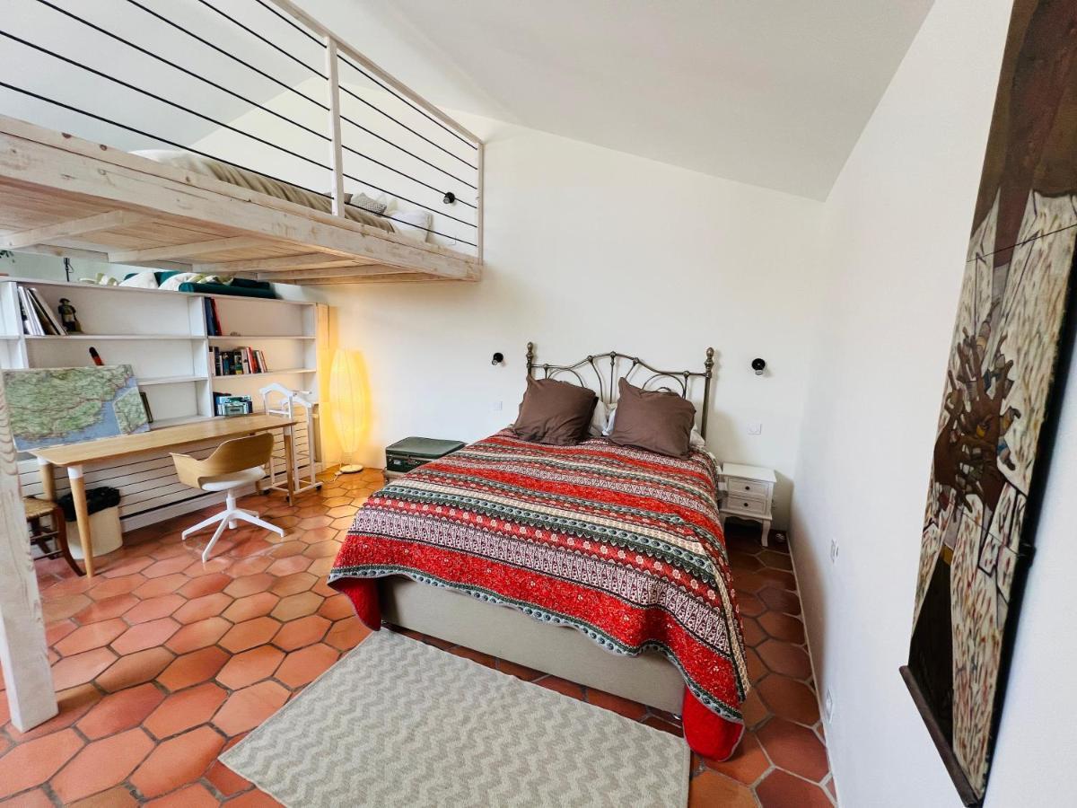 Penthouse Studio Privee Couple Ou Famille- La Maison Searle A Туртур Экстерьер фото